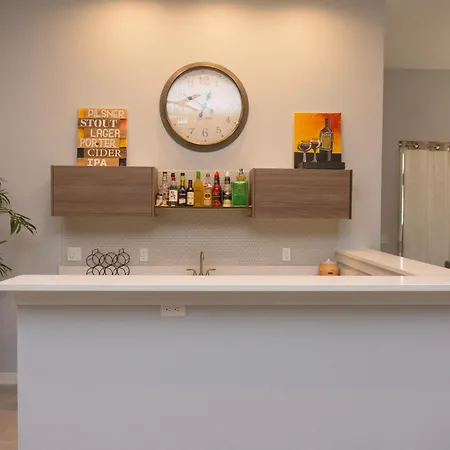 Modern Retreat By Golf Course - 3 Bedrooms And Office Space Horizon City Exterior photo