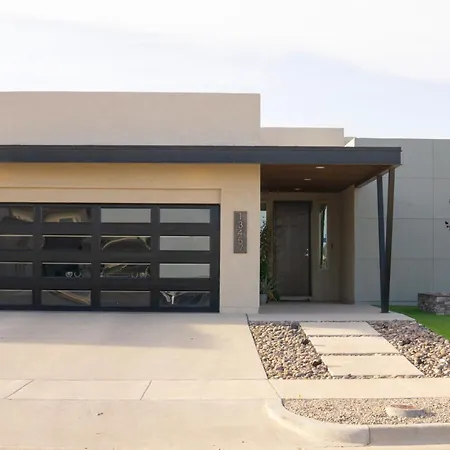 Modern Retreat By Golf Course - 3 Bedrooms And Office Space Horizon City Exterior photo