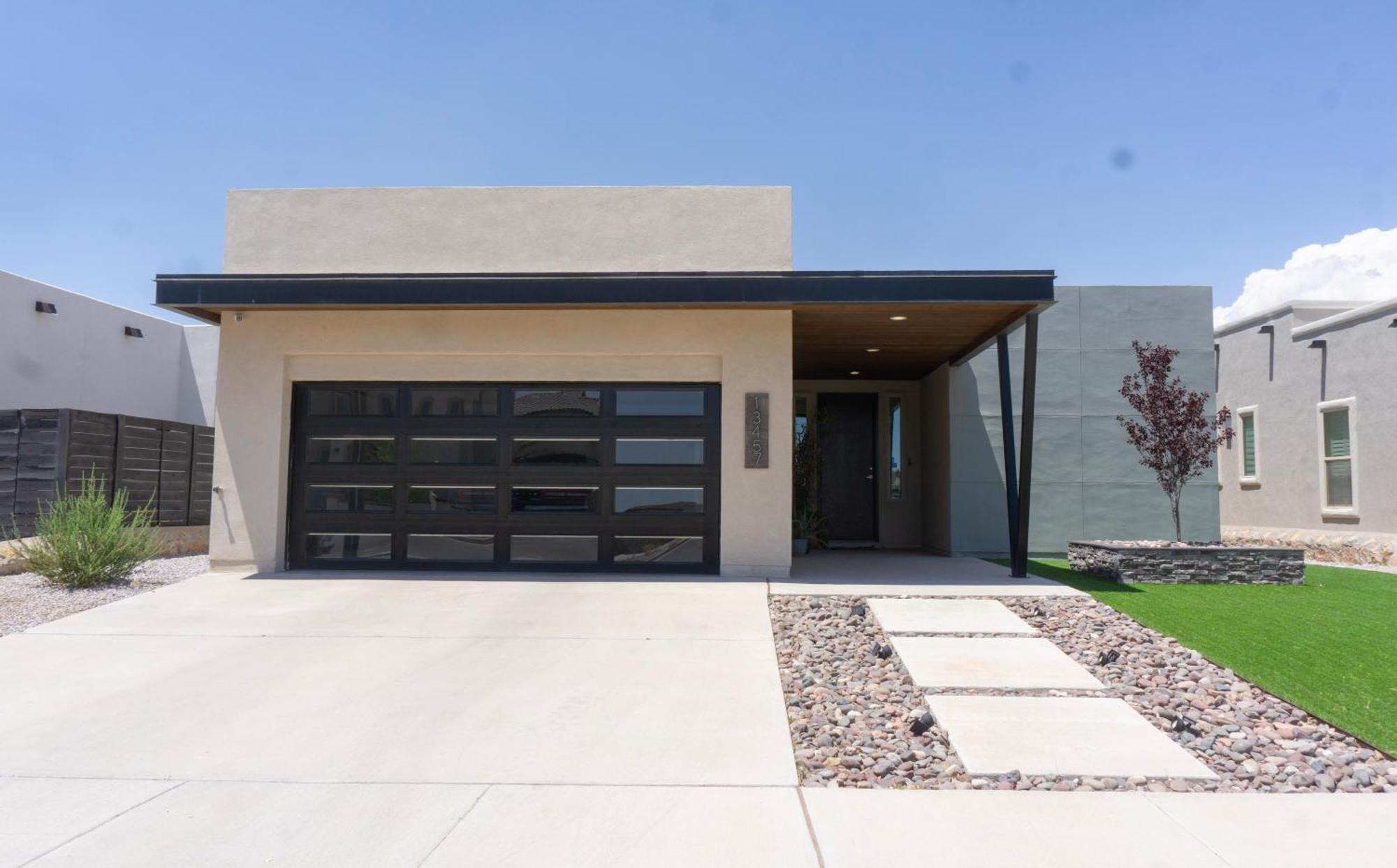Modern Retreat By Golf Course - 3 Bedrooms And Office Space Holiday home