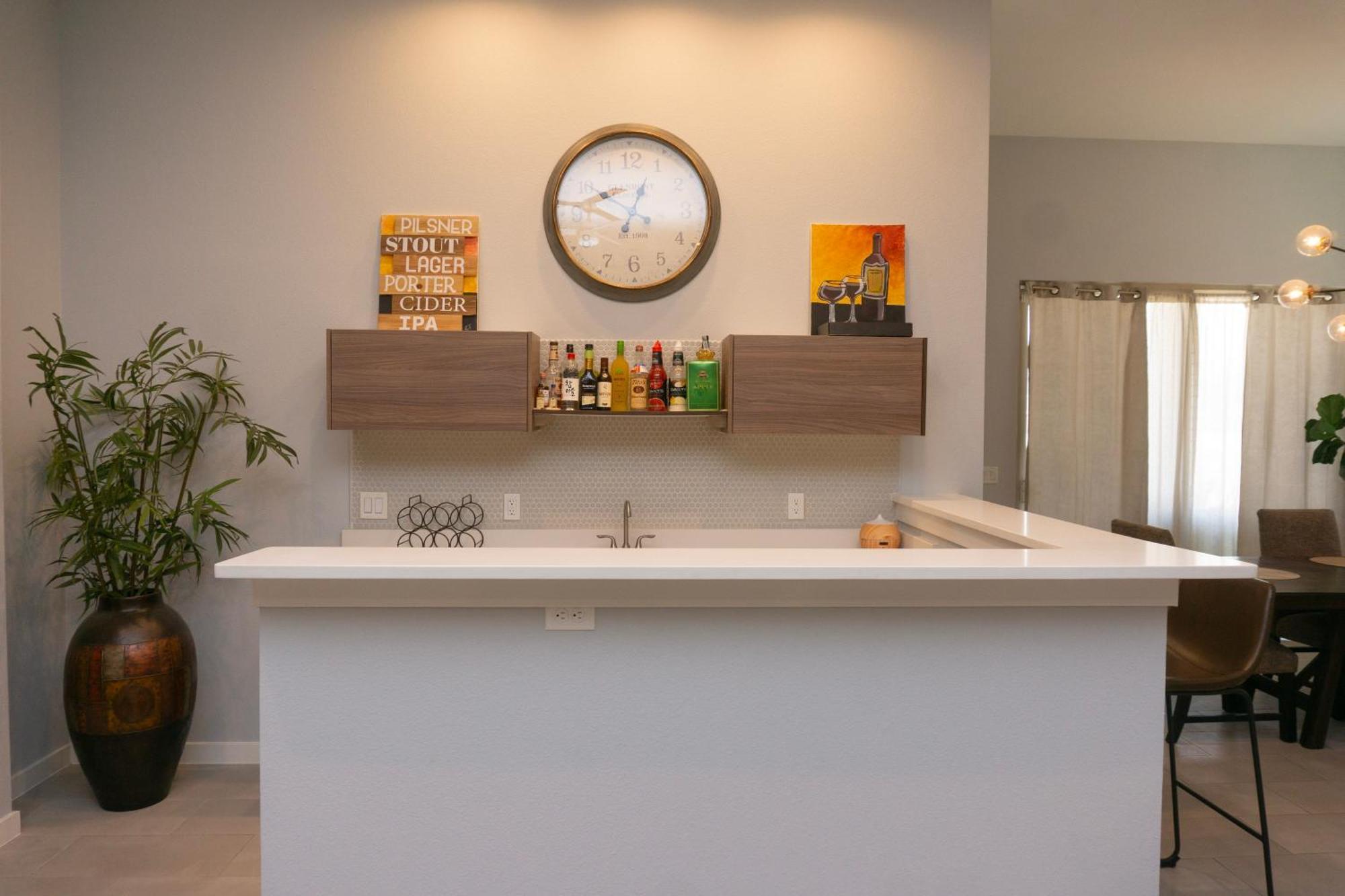 Modern Retreat By Golf Course - 3 Bedrooms And Office Space Holiday home